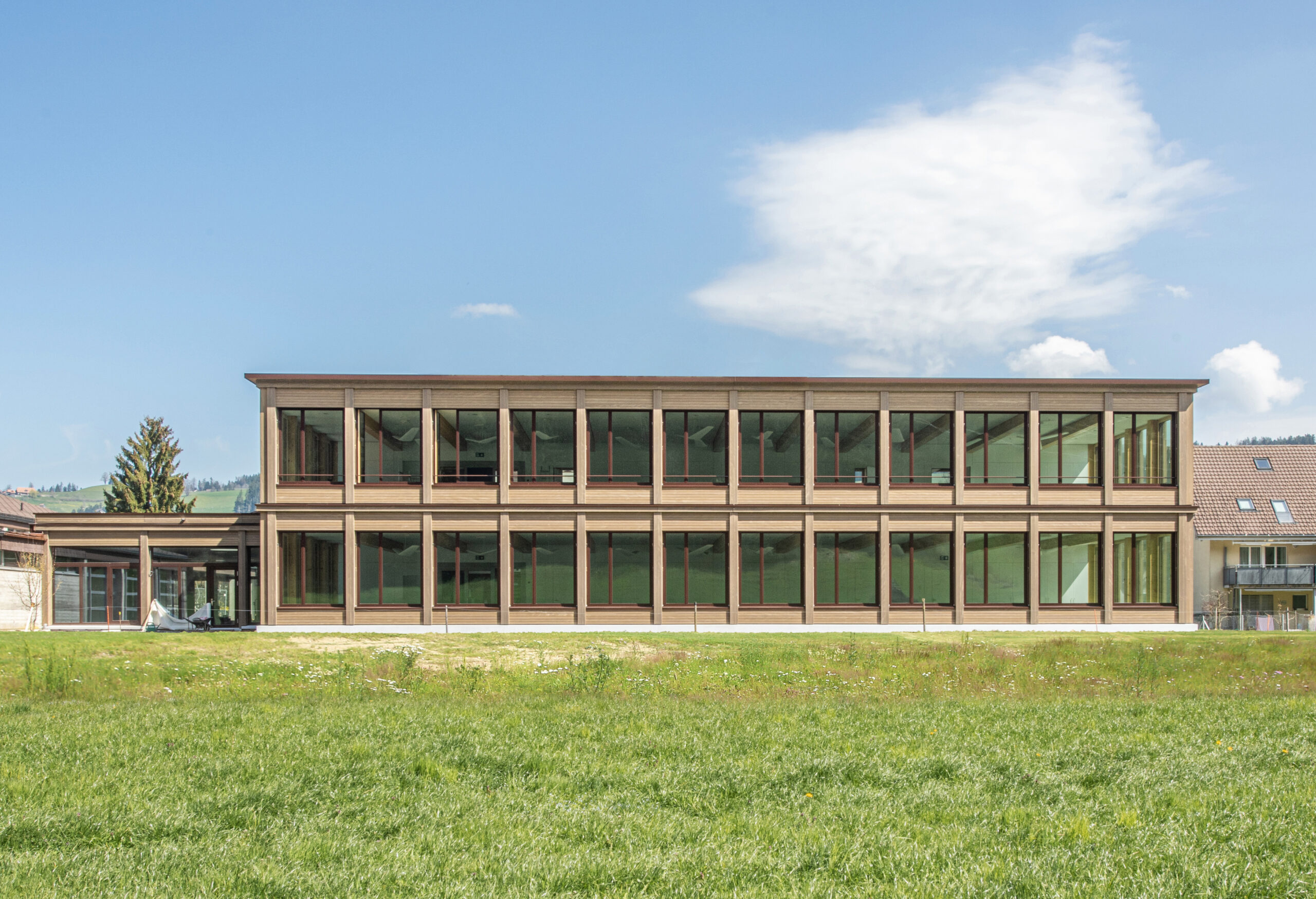 Regionales Holz für das OSZ Zollbrück